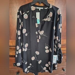 Stitch Fix Black 1/4 Buttoned Long Sleeve Blouse